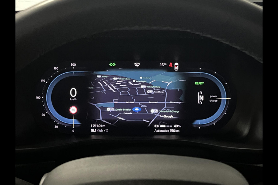 Volvo XC40 Single motor Plus Trekhaak | Adapt. Cruise | Stuur-/stoelverwarming | Achteruitrij camera | Carplay | Bliss