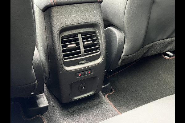 Ford Kuga 2.5 PHEV ST-Line X 243pk e-CVT Automaat | 2024.50 | Ook leverbaar in meerdere kleuren |  Full Options | Panodak | Coast-to-Coast Matrix LED | 20'' | Winter Pack | Driver Assistance