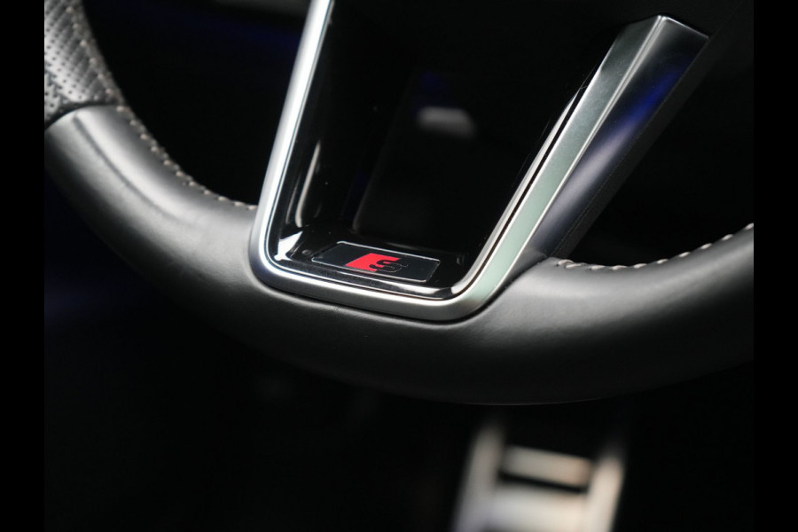 Audi A7 Sportback 50 TFSI e Quattro 2x S Line PHEV 299pk | Trekhaak Af Fabriek | Panodak | Head Up | Adaptive Cruise | Bang & Olufsen | 360 Camera | Alcantara Sportstoelen Memory & Verwarmd | Matrix LED | Stuur Verwarmd | Sfeerverlichting | Keyless | Plug In Hybrid |