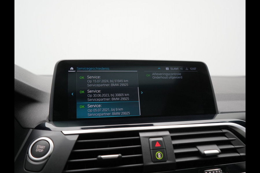 BMW X3 xDrive30e M Sport PHEV 293pk Dealer O.H. | Trekhaak Af Fabriek | Panodak | Head Up | 360 Camera | Adaptief Onderstel | Lederen Sportstoelen Memory & Verwarmd | Sfeerverlichting | Stuur Verwarmd | Keyless | Blis | Apple Carplay | Plug In Hybrid |