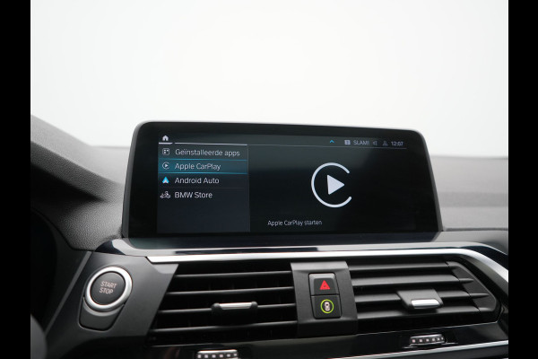 BMW X3 xDrive30e M Sport PHEV 293pk Dealer O.H. | Trekhaak Af Fabriek | Panodak | Head Up | 360 Camera | Adaptief Onderstel | Lederen Sportstoelen Memory & Verwarmd | Sfeerverlichting | Stuur Verwarmd | Keyless | Blis | Apple Carplay | Plug In Hybrid |