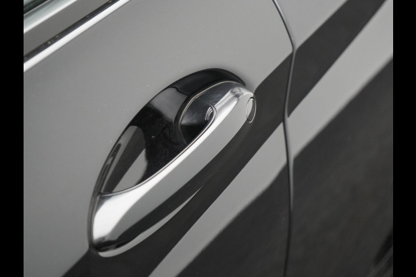 BMW X3 xDrive30e M Sport PHEV 293pk Dealer O.H. | Trekhaak Af Fabriek | Panodak | Head Up | 360 Camera | Adaptief Onderstel | Lederen Sportstoelen Memory & Verwarmd | Sfeerverlichting | Stuur Verwarmd | Keyless | Blis | Apple Carplay | Plug In Hybrid |