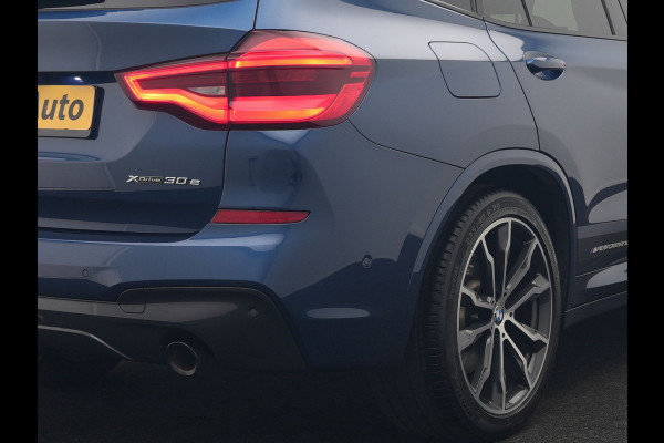 BMW X3 xDrive30e M Sport PHEV 293pk Dealer O.H. | Trekhaak Af Fabriek | Head Up | Camera | Sportstoelen Verwarmd | Harman & Kardon | Keyless | Blis | Apple Carplay | Sfeerverlichting | Cruise Control | 20''L.M. | Navigatie | DAB | Plug In Hybrid |