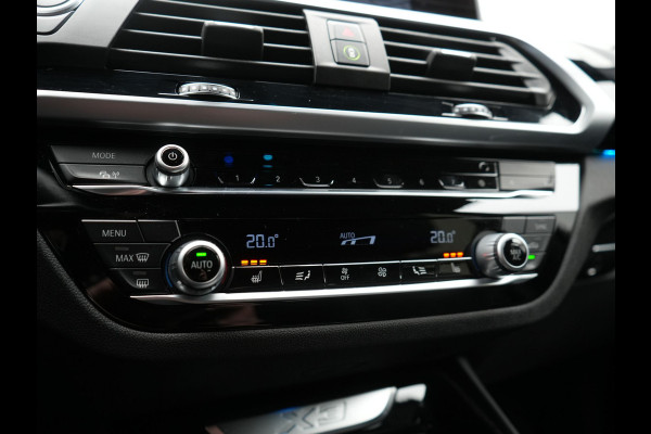 BMW X3 xDrive30e M Sport PHEV 293pk Dealer O.H. | Trekhaak Af Fabriek | Head Up | Camera | Sportstoelen Verwarmd | Harman & Kardon | Keyless | Blis | Apple Carplay | Sfeerverlichting | Cruise Control | 20''L.M. | Navigatie | DAB | Plug In Hybrid |
