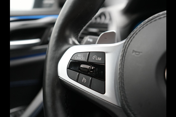 BMW X3 xDrive30e M Sport PHEV 293pk Dealer O.H. | Trekhaak Af Fabriek | Head Up | Camera | Sportstoelen Verwarmd | Harman & Kardon | Keyless | Blis | Apple Carplay | Sfeerverlichting | Cruise Control | 20''L.M. | Navigatie | DAB | Plug In Hybrid |