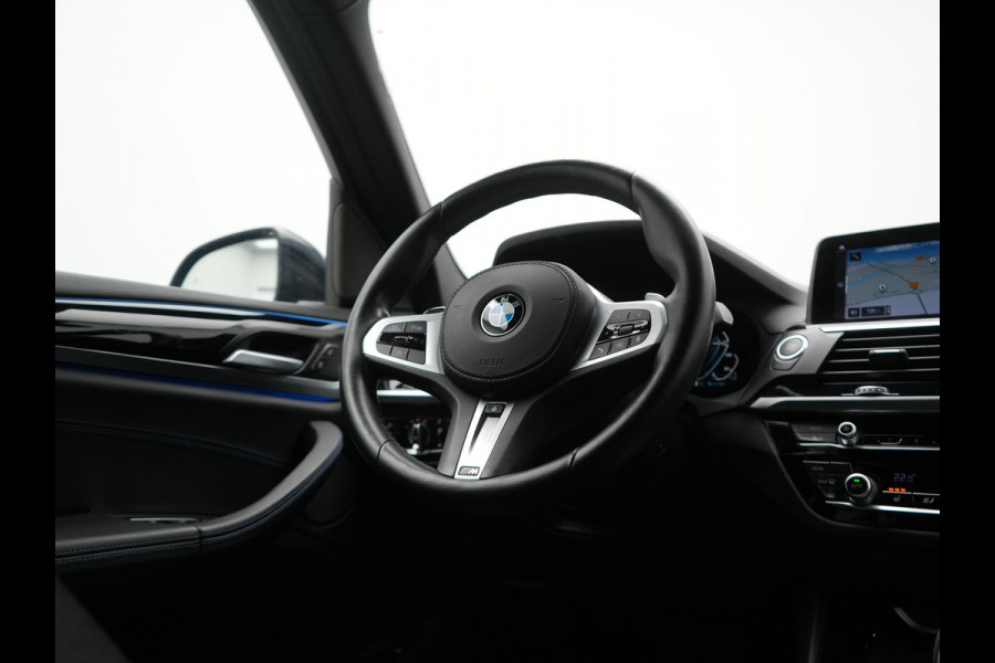 BMW X3 xDrive30e M Sport PHEV 293pk Dealer O.H. | Trekhaak Af Fabriek | Head Up | Camera | Sportstoelen Verwarmd | Harman & Kardon | Keyless | Blis | Apple Carplay | Sfeerverlichting | Cruise Control | 20''L.M. | Navigatie | DAB | Plug In Hybrid |