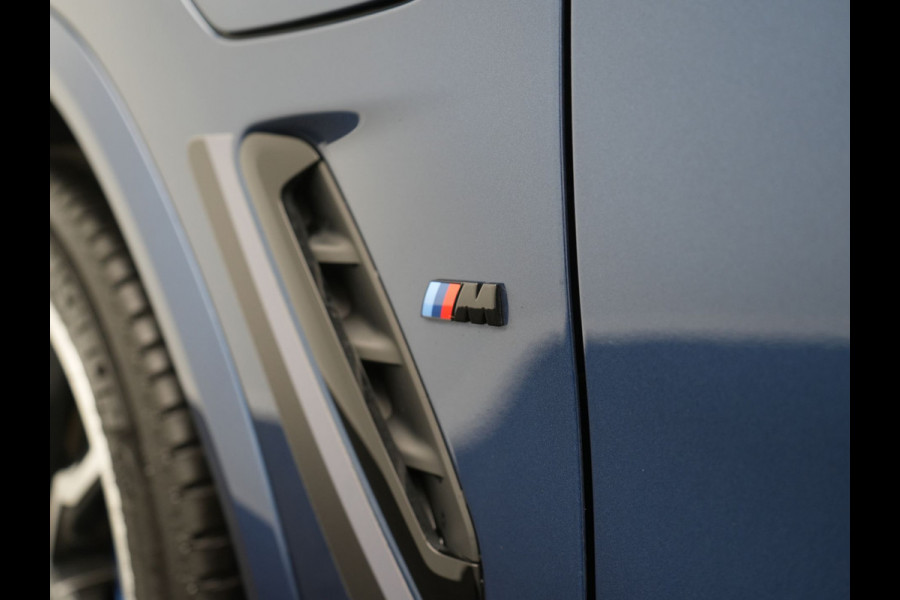 BMW X3 xDrive30e M Sport PHEV 293pk Dealer O.H. | Trekhaak Af Fabriek | Head Up | Camera | Sportstoelen Verwarmd | Harman & Kardon | Keyless | Blis | Apple Carplay | Sfeerverlichting | Cruise Control | 20''L.M. | Navigatie | DAB | Plug In Hybrid |