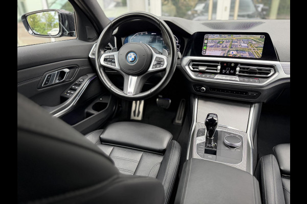 BMW 3-serie 330e High Ex. M-Sport |Schuif/kantel|Leer|Trekhaak|19"