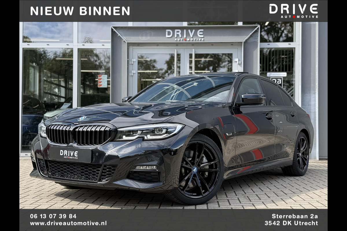 BMW 3-serie 330e High Ex. M-Sport |Schuif/kantel|Leer|Trekhaak|19"