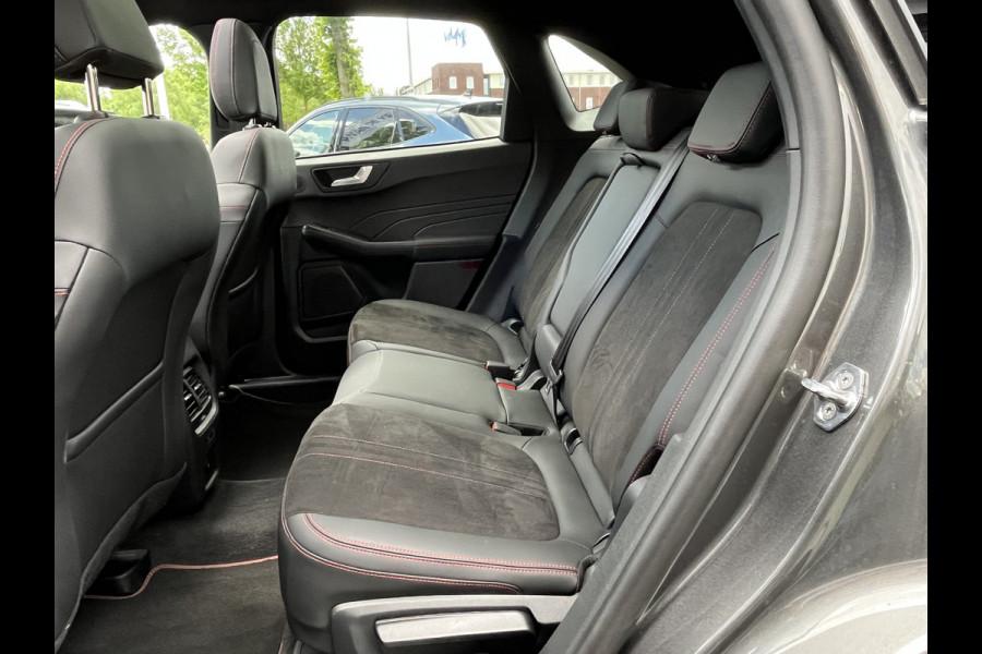 Ford Kuga 2.5 PHEV ST-Line X 243pk e-CVT Automaat | 2024.50 | Ook leverbaar in meerdere kleuren |  Full Options | Panodak | Coast-to-Coast Matrix LED | 20'' | Winter Pack | Driver Assistance