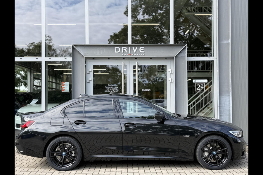 BMW 3-serie 330e High Ex. M-Sport |Schuif/kantel|Leer|Trekhaak|19"