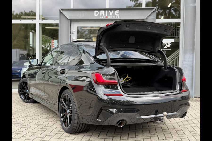 BMW 3-serie 330e High Ex. M-Sport |Schuif/kantel|Leer|Trekhaak|19"