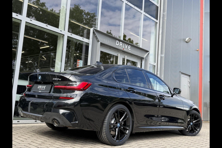 BMW 3-serie 330e High Ex. M-Sport |Schuif/kantel|Leer|Trekhaak|19"