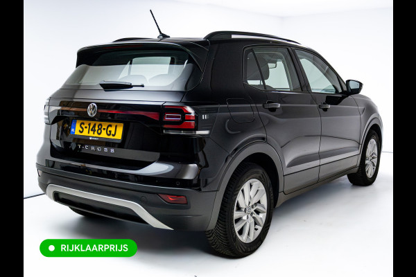 Volkswagen T-Cross 1.0 TSI Style | Stoelverwarming | Adaptive cruise | Camera | Side-assist | Climate control | All-season, Apple carplay/Android auto