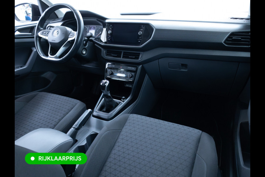 Volkswagen T-Cross 1.0 TSI Style | Stoelverwarming | Adaptive cruise | Camera | Side-assist | Climate control | All-season, Apple carplay/Android auto