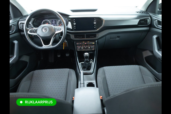 Volkswagen T-Cross 1.0 TSI Style | Stoelverwarming | Adaptive cruise | Camera | Side-assist | Climate control | All-season, Apple carplay/Android auto