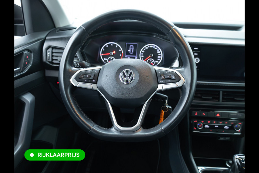 Volkswagen T-Cross 1.0 TSI Style | Stoelverwarming | Adaptive cruise | Camera | Side-assist | Climate control | All-season, Apple carplay/Android auto