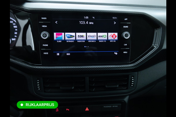 Volkswagen T-Cross 1.0 TSI Style | Stoelverwarming | Adaptive cruise | Camera | Side-assist | Climate control | All-season, Apple carplay/Android auto