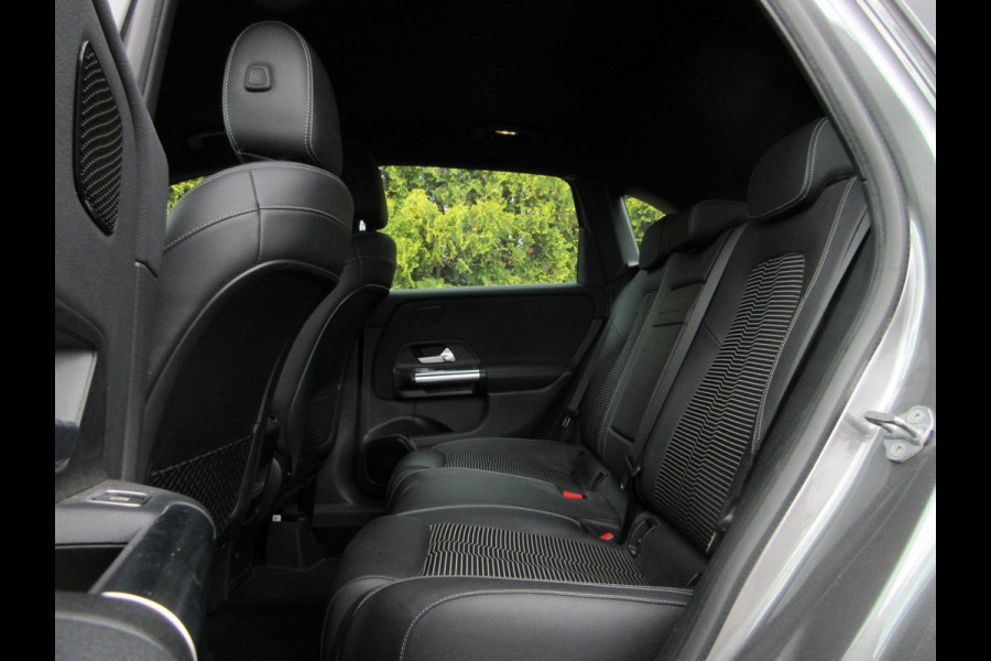Mercedes-Benz B-Klasse 180 Launch Premium Automaat * Org. NL *