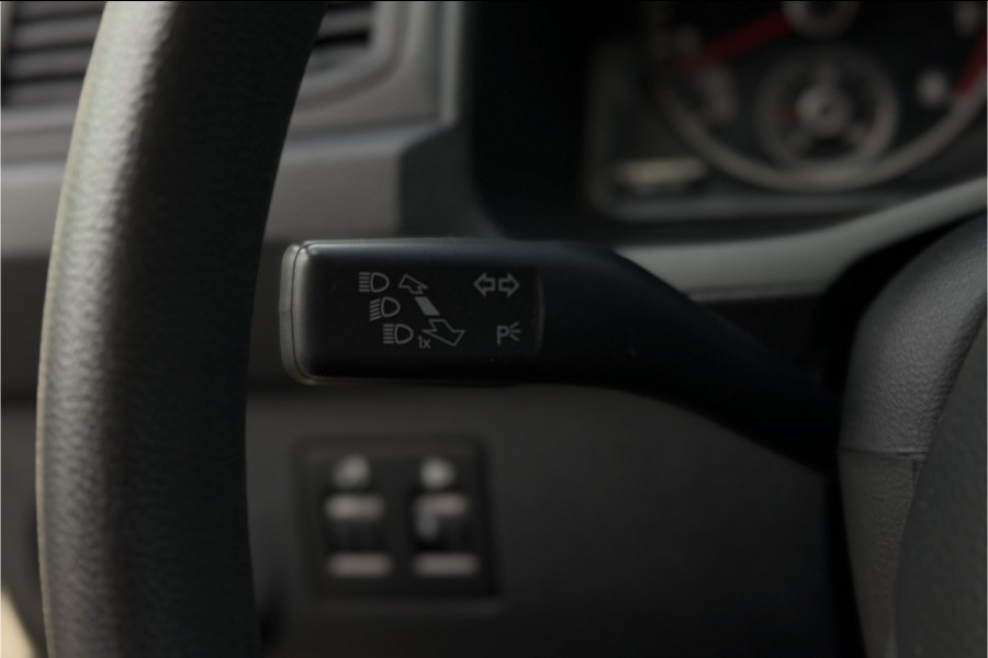 Volkswagen Caddy 1.2 TSI L1H1 140PK | Leder | Camera | Carplay