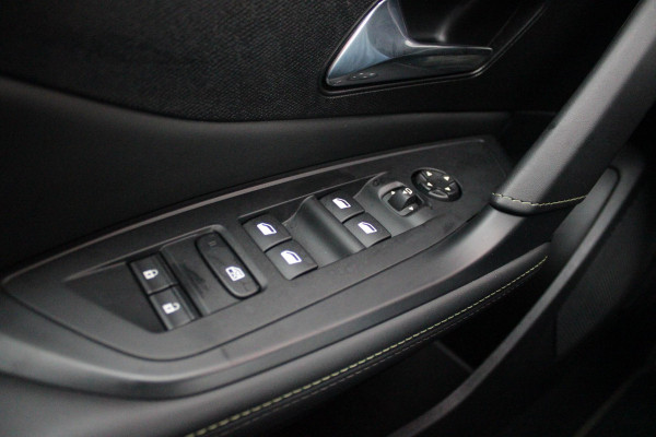 Peugeot 408 1.6 HYbrid 225PK EAT8 GT | PANORAMA SCHUIF/KANTEL DAK | FOCAL PREMIUM AUDIO SYSTEM | STUUR VERWARMING | SFEER VERLICHTING | 20" LICHTMETALEN VELGEN | ELEKTRISCH BEDIENBARE ACHTERKLEP | LED MATRIX KOPLAMPEN | 360° CAMERA | PARKEERSENSOREN VOOR + ACHTER | DRAADLOZE TELEFOONLADER | DRAADLOZE APPLE CARPLAY/ANDROID AUTO | NAVIGATIE | DODEHOEK DETECTIE | ADAPTIVE CRUISE CONTROL |