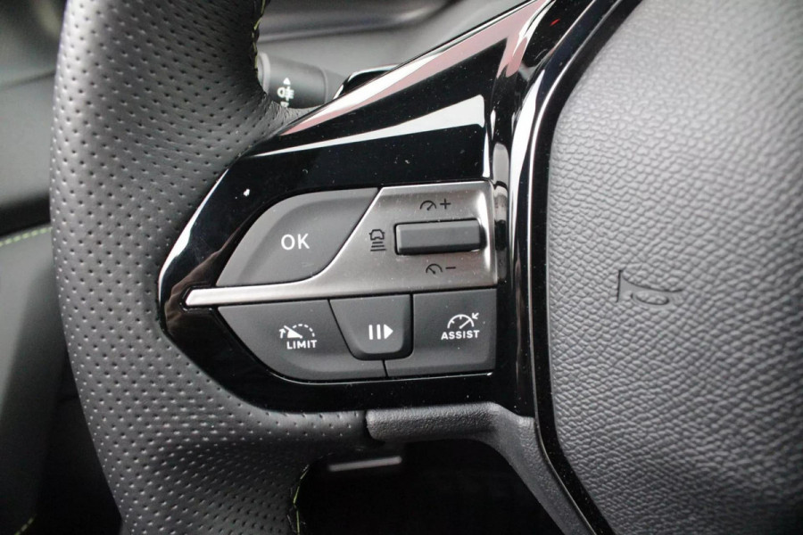 Peugeot 408 1.6 HYbrid 225PK EAT8 GT | PANORAMA SCHUIF/KANTEL DAK | FOCAL PREMIUM AUDIO SYSTEM | STUUR VERWARMING | SFEER VERLICHTING | 20" LICHTMETALEN VELGEN | ELEKTRISCH BEDIENBARE ACHTERKLEP | LED MATRIX KOPLAMPEN | 360° CAMERA | PARKEERSENSOREN VOOR + ACHTER | DRAADLOZE TELEFOONLADER | DRAADLOZE APPLE CARPLAY/ANDROID AUTO | NAVIGATIE | DODEHOEK DETECTIE | ADAPTIVE CRUISE CONTROL |
