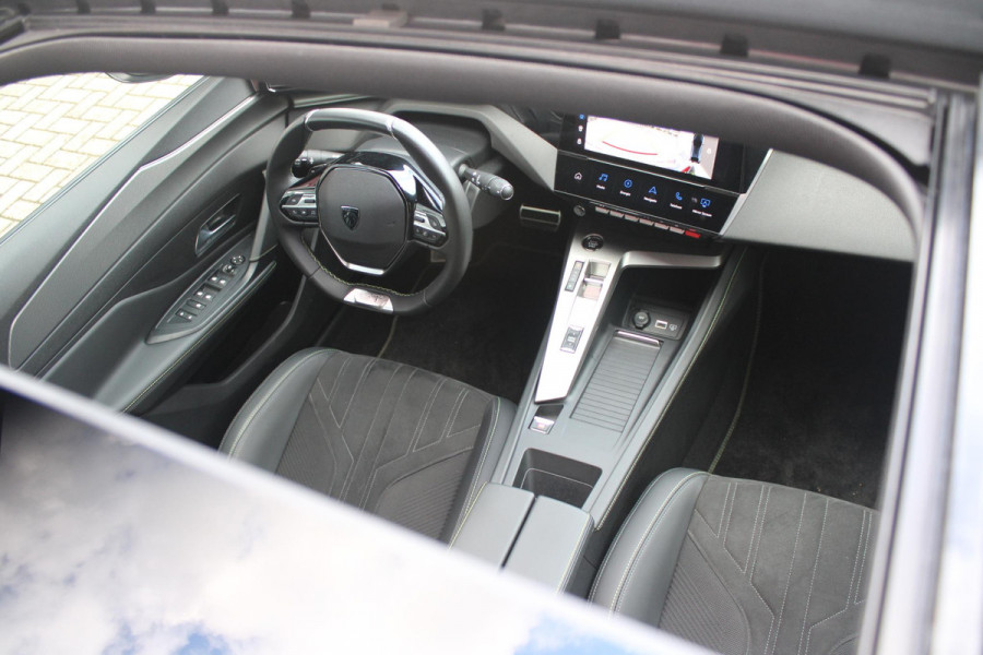 Peugeot 408 1.6 HYbrid 225PK EAT8 GT | PANORAMA SCHUIF/KANTEL DAK | FOCAL PREMIUM AUDIO SYSTEM | STUUR VERWARMING | SFEER VERLICHTING | 20" LICHTMETALEN VELGEN | ELEKTRISCH BEDIENBARE ACHTERKLEP | LED MATRIX KOPLAMPEN | 360° CAMERA | PARKEERSENSOREN VOOR + ACHTER | DRAADLOZE TELEFOONLADER | DRAADLOZE APPLE CARPLAY/ANDROID AUTO | NAVIGATIE | DODEHOEK DETECTIE | ADAPTIVE CRUISE CONTROL |