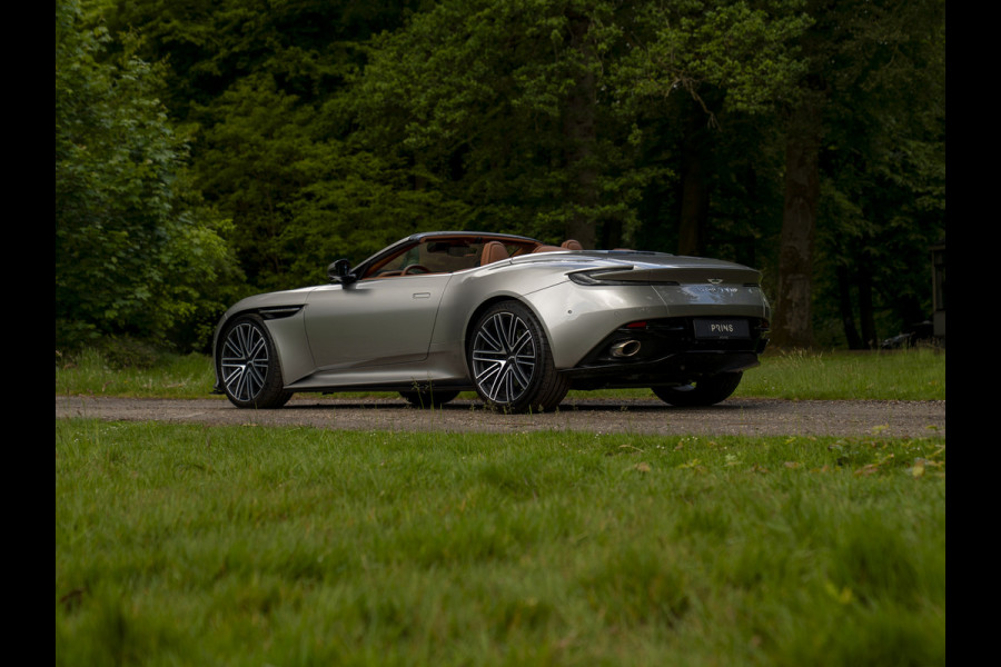 Aston Martin DB12 Volante 4.0 V8 | Bowers & Wilkins