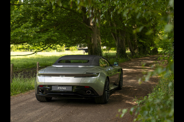 Aston Martin DB12 Volante 4.0 V8 | Bowers & Wilkins