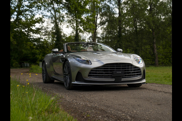 Aston Martin DB12 Volante 4.0 V8 | Bowers & Wilkins