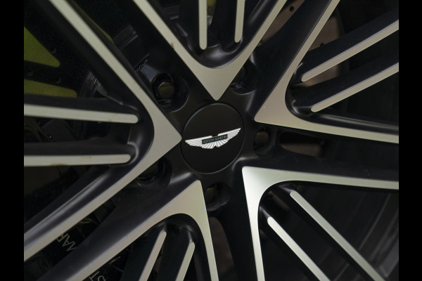 Aston Martin DB12 Volante 4.0 V8 | Bowers & Wilkins