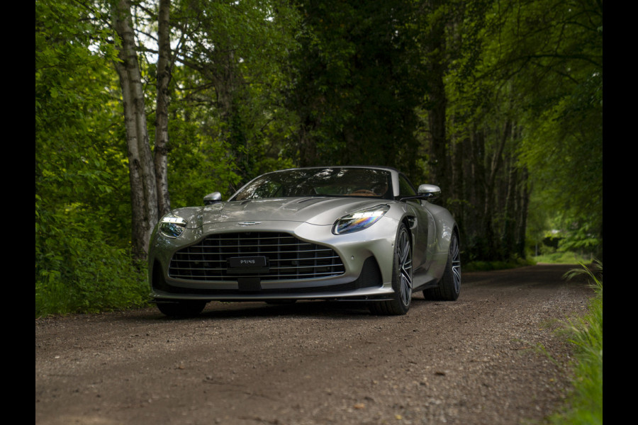 Aston Martin DB12 Volante 4.0 V8 | Bowers & Wilkins