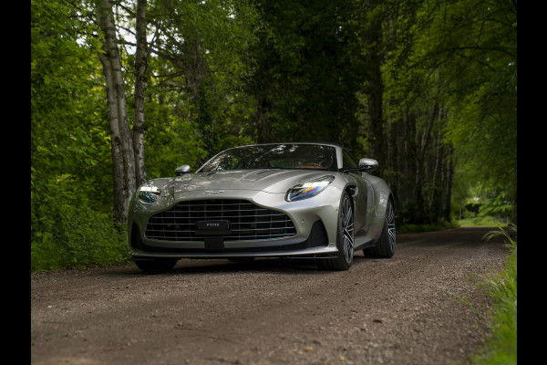 Aston Martin DB12 Volante 4.0 V8 | Bowers & Wilkins