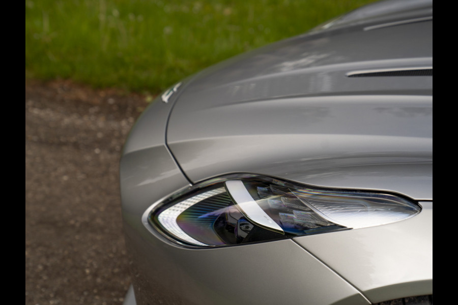 Aston Martin DB12 Volante 4.0 V8 | Bowers & Wilkins