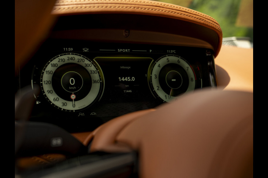 Aston Martin DB12 Volante 4.0 V8 | Bowers & Wilkins