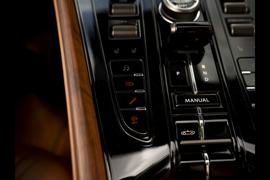 Aston Martin DB12 Volante 4.0 V8 | Bowers & Wilkins