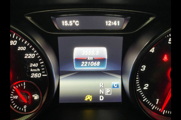 Mercedes-Benz GLA 250 FACE-LIFT AMG PANO NAVI AIRCO 250 PK