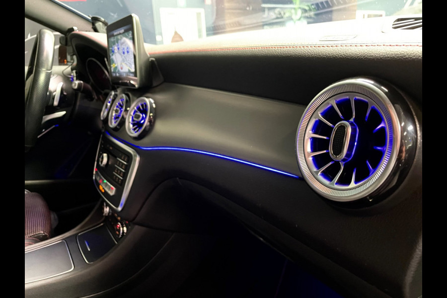 Mercedes-Benz GLA 250 FACE-LIFT AMG PANO NAVI AIRCO 250 PK