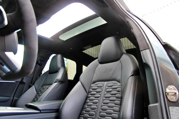 Audi A6 Avant RS 6 TFSI quattro BTW | Keramisch | Pano | B&O | achteras | Head-up