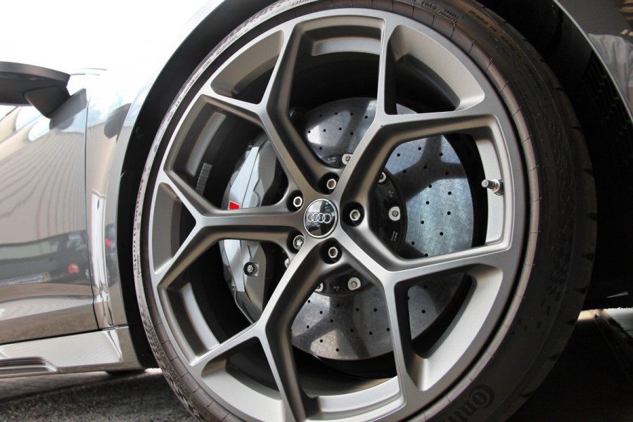 Audi A6 Avant RS 6 TFSI quattro BTW | Keramisch | Pano | B&O | achteras | Head-up