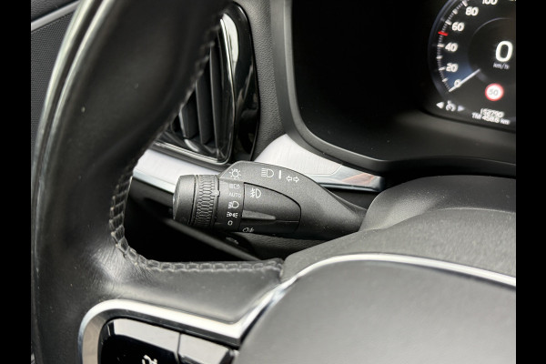Volvo V60 2.0 B4 Inscription | Elektr. trekhaak | Camera | Stoel/stuurverwarming | Dealer onderhouden