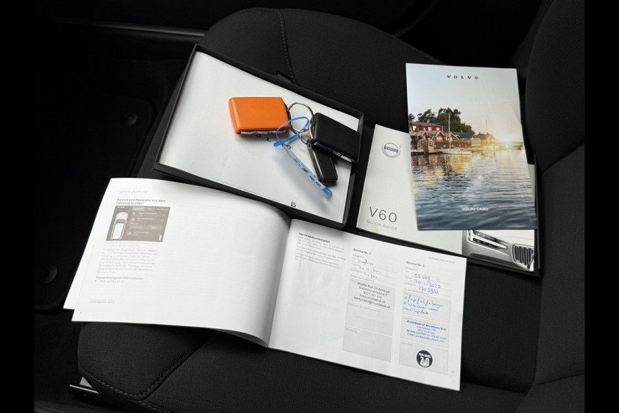 Volvo V60 2.0 B4 Inscription | Elektr. trekhaak | Camera | Stoel/stuurverwarming | Dealer onderhouden