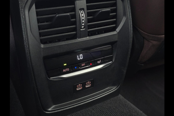 BMW 3 Serie Touring 330e M-Sport Premium Select|Panoramadak|Headup|Memorystoelen|Camera|Carplay|Cruise|Sfeerverlichting