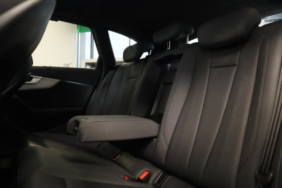 Audi A4 Avant 40 TFSI S edition Leder Panoramadak Full-led