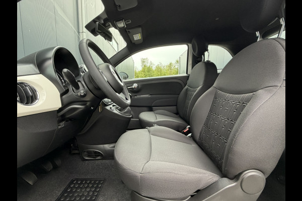 Fiat 500 1.0 Hybrid Dolcevita | PDC achter | Apple carplay/Android Auto | Cruise control | DAB+ | Airco automatisch