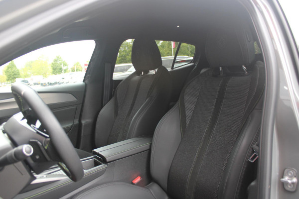 Peugeot 408 1.2 Hybrid 145PK AUTOMAAT GT | 360° CAMERA | DODEHOEK DETECTIE | KEYLESS ENTRY/START | ADAPTIVE CRUISE CONTROL | NAVIGATIE | DRAADLOZE APPLE CARPLAY/ANDROID AUTO | PARKEERSENSOREN VOOR + ACHTER | LED MATRIX KOPLAMPEN | 18" LICHTMETALEN VELGEN | ELEKTRISCH BEDIENBARE ACHTERKLEP | CLIMATE CONTROL | STUUR VERWARMING |