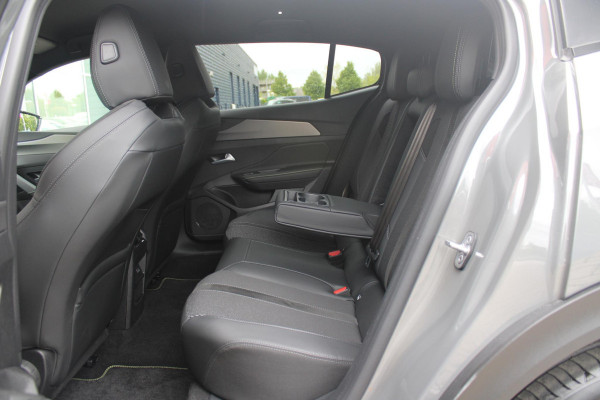 Peugeot 408 1.2 Hybrid 145PK AUTOMAAT GT | 360° CAMERA | DODEHOEK DETECTIE | KEYLESS ENTRY/START | ADAPTIVE CRUISE CONTROL | NAVIGATIE | DRAADLOZE APPLE CARPLAY/ANDROID AUTO | PARKEERSENSOREN VOOR + ACHTER | LED MATRIX KOPLAMPEN | 18" LICHTMETALEN VELGEN | ELEKTRISCH BEDIENBARE ACHTERKLEP | CLIMATE CONTROL | STUUR VERWARMING |