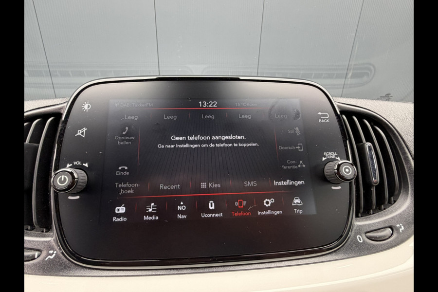 Fiat 500 1.0 Hybrid Dolcevita | PDC achter | Apple carplay/Android Auto | Cruise control | DAB+ | Airco automatisch