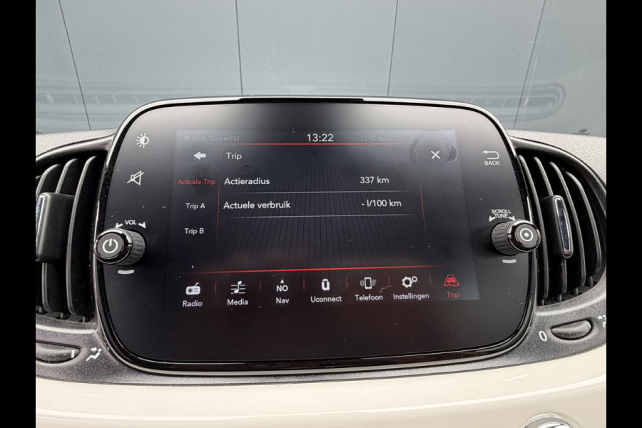 Fiat 500 1.0 Hybrid Dolcevita | PDC achter | Apple carplay/Android Auto | Cruise control | DAB+ | Airco automatisch