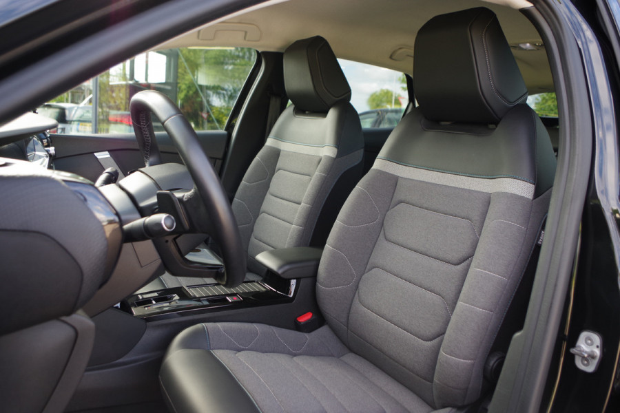 Citroën C4 1.2 Puretech 130 PK Automaat Business Plus, LED, 18" LM, Adap. Cruise Control
